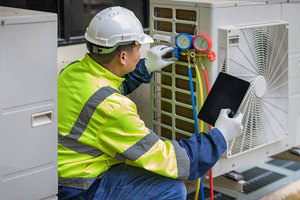 Professional Hvac technician working in Cross Junction, VA
